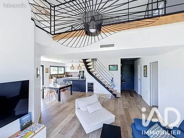 Maison vente à Oloron-Sainte-Marie, Aren