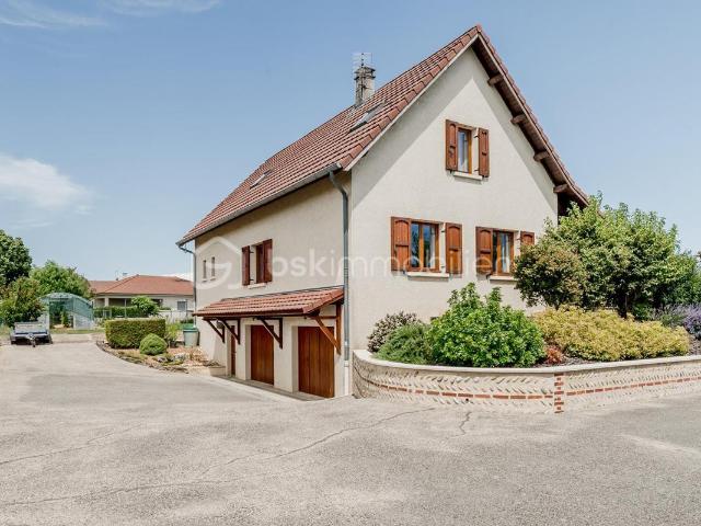 Maison vente à Bourg-en-Bresse, Bressolles