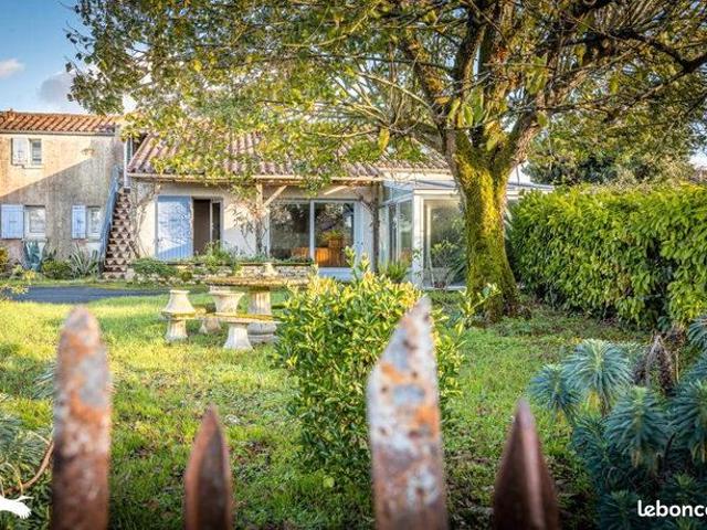 Maison vente à Rochefort, Muron