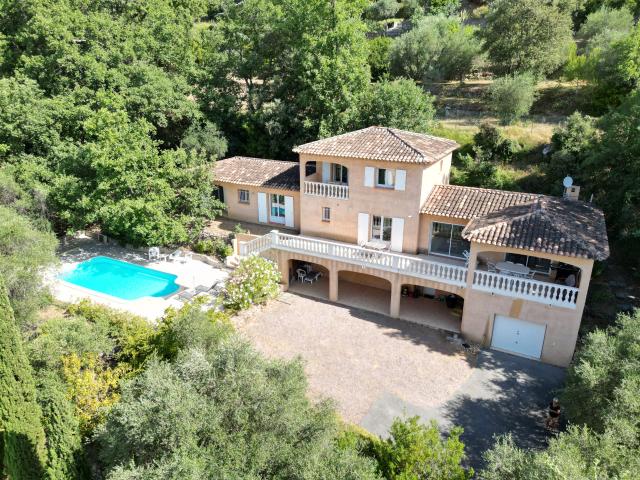 Maison vente à Arrondissement de Draguignan, Bagnols-en-forêt