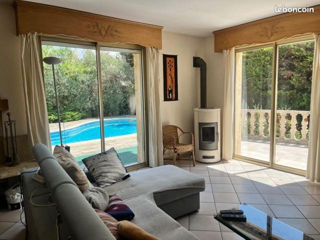 Maison vente à Avignon, Châteauneuf-de-gadagne