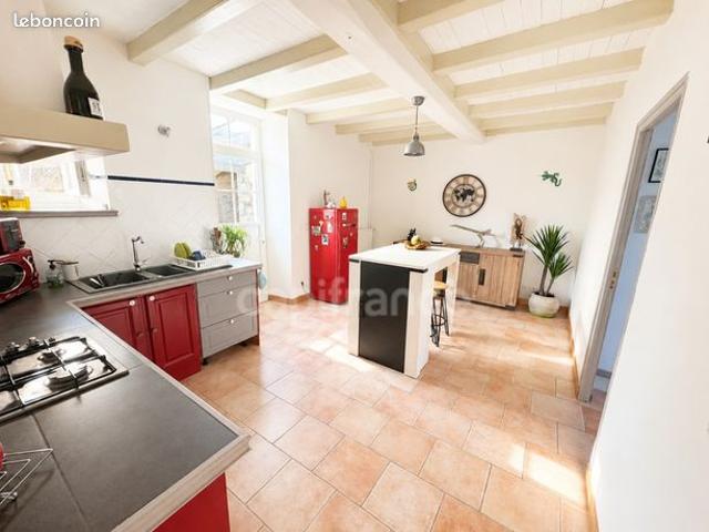 Maison vente à Saintes, Corme-royal