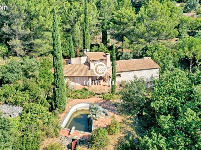 Maison vente à Arrondissement de Toulon, Le Revest-les-eaux