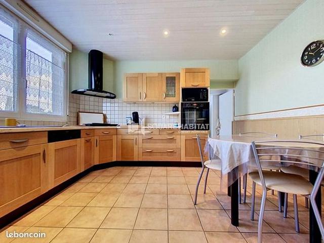 Maison vente à Dinan, Bretagne