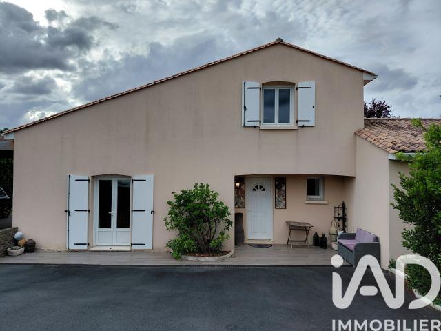 Maison vente à Angoulême, Magnac-lavalette-villars