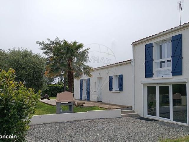 Maison vente à Saintes, Saint-romain-de-benet