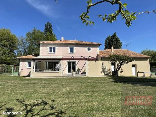 Maison vente à Poitiers, Nouaillé-maupertuis