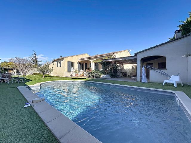 Maison vente à Carpentras, Sérignan-du-comtat