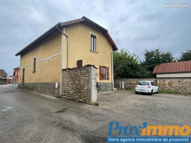 Maison vente à Vienne, Sillans