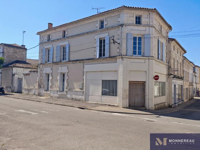 Maison vente à Le Maine Léze, Châteauneuf-sur-Charente