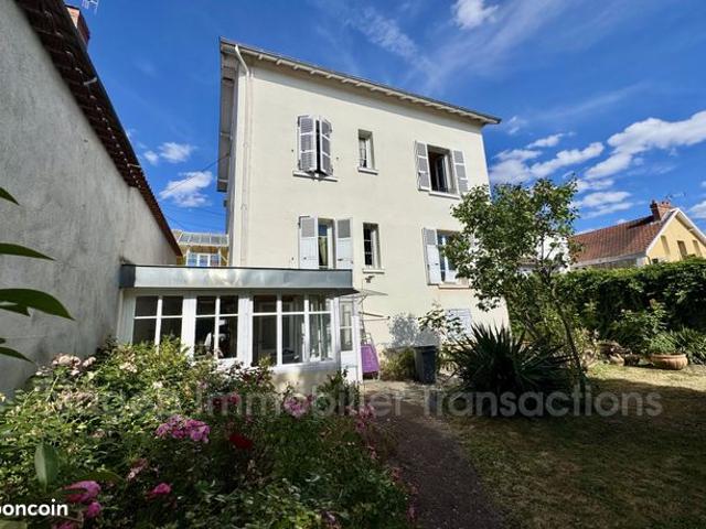 Maison vente à Cusset, Allier