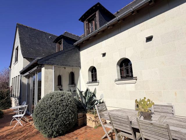 Maison vente à Saumur, Brézé