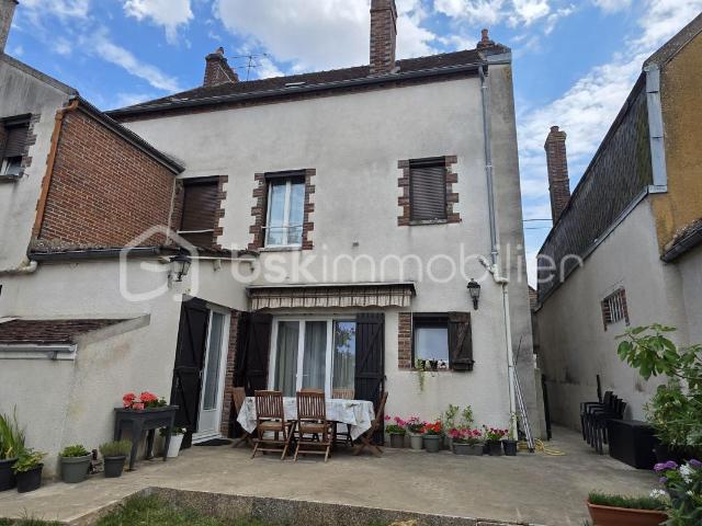 Maison vente à Les Chaillots, Sens