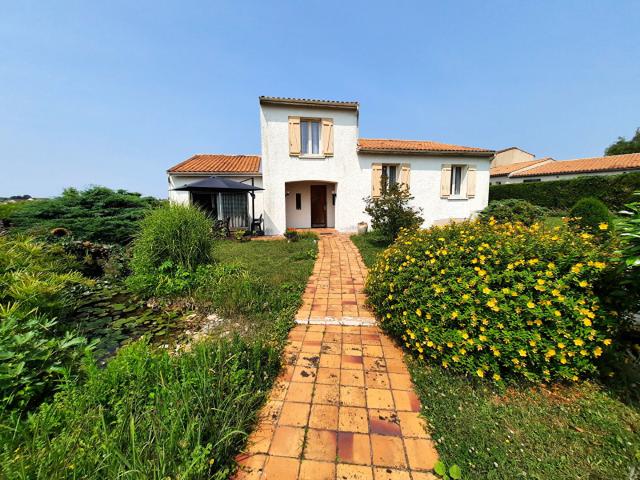 Maison vente à Saintes