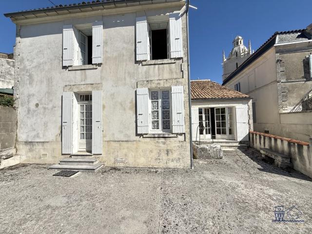 Maison vente à Jonzac, Saint-fort-sur-gironde
