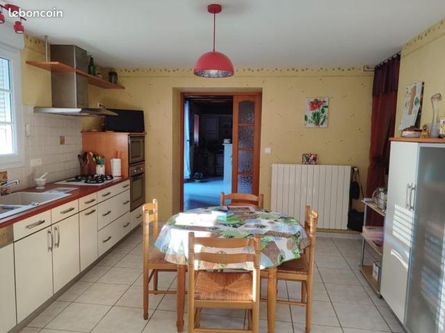 Maison vente à Saint-Jean-d'Angély, Dampierre-sur-boutonne