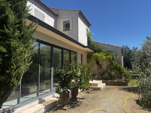 Maison vente à Le Village, Tavel