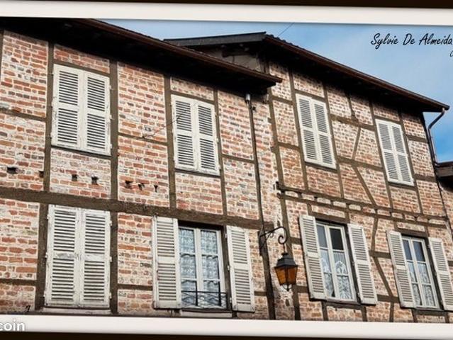 Maison vente à Bourg-en-Bresse, Bâgé-le-châtel