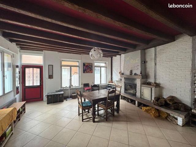 Maison vente à Dunkerque, Cassel