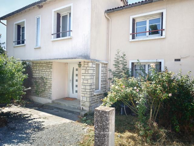 Maison vente à Lezay, Deux-Sèvres