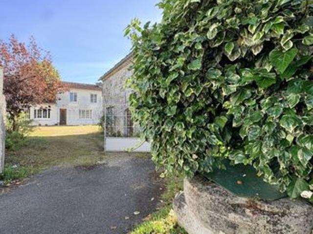 Maison vente à Cognac, Réparsac