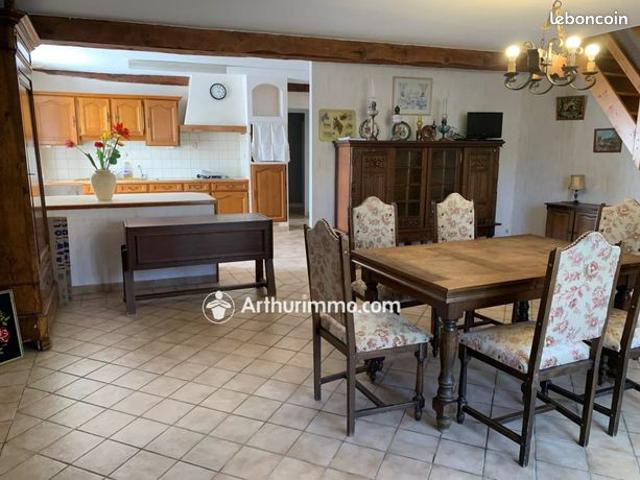 Maison vente à Saint-Jean-d'Angély, Cherbonnières