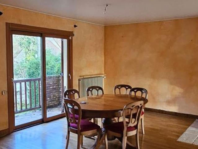 Maison vente à Bourges, Étréchy