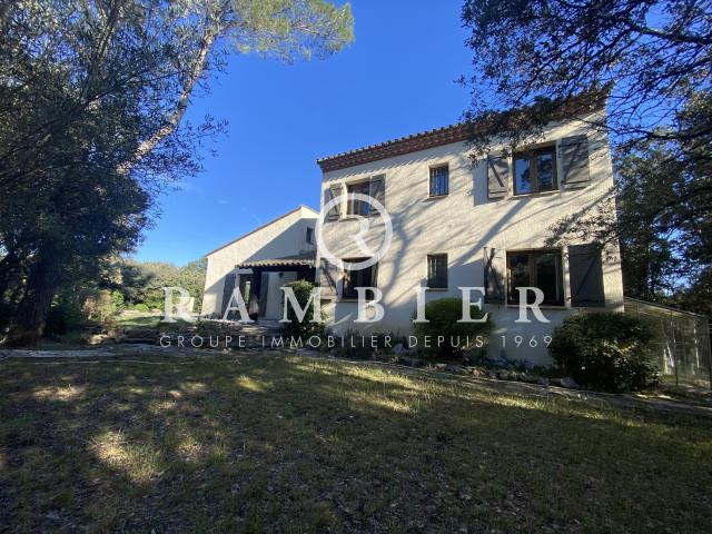 Maison vente à Lodève, Saint-mathieu-de-tréviers