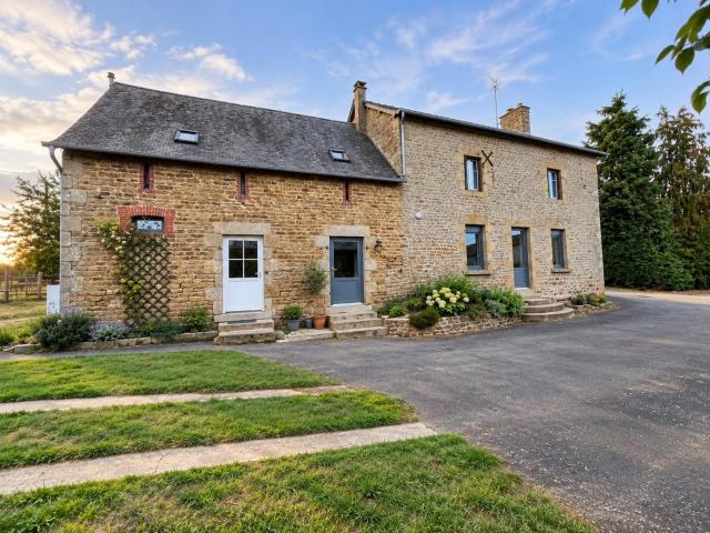 Maison vente à La Rabine, Saint-Denis-de-Gastines