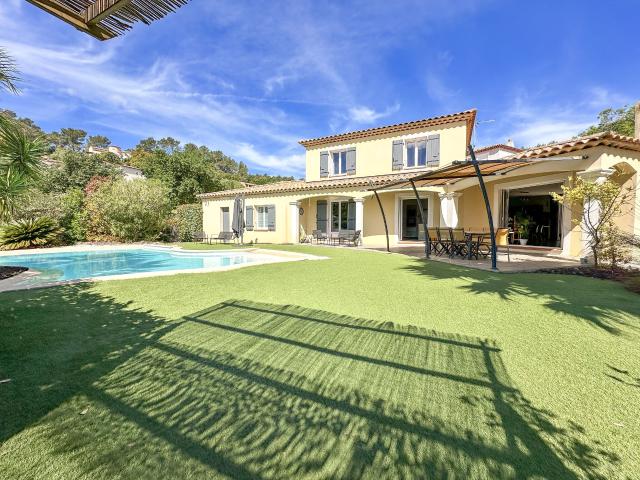 Maison vente à Arrondissement de Toulon, Pierrefeu-du-var