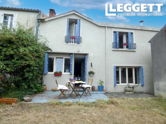 Maison vente à Fontenay-le-Comte, Bazoges-en-pareds
