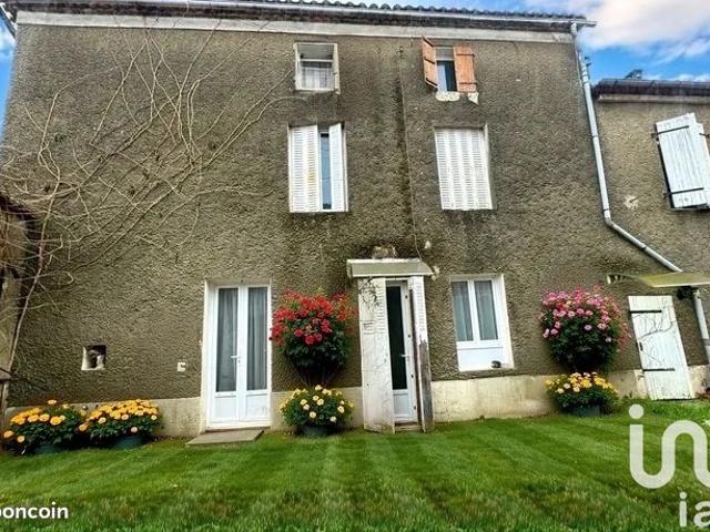 Maison vente à Confolens, Nouvelle-Aquitaine