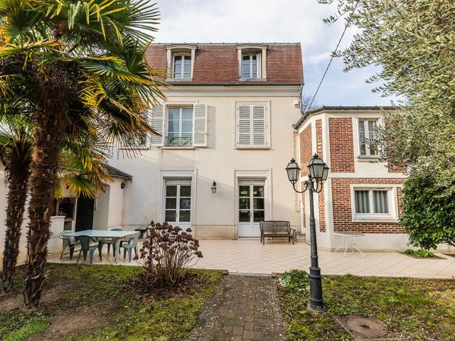 Maison vente à Évry, Crosne