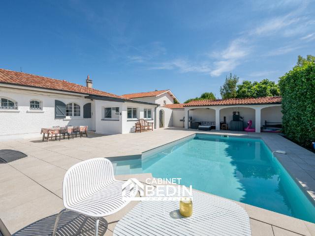 Maison vente à Bordeaux, Saint-médard-en-jalles