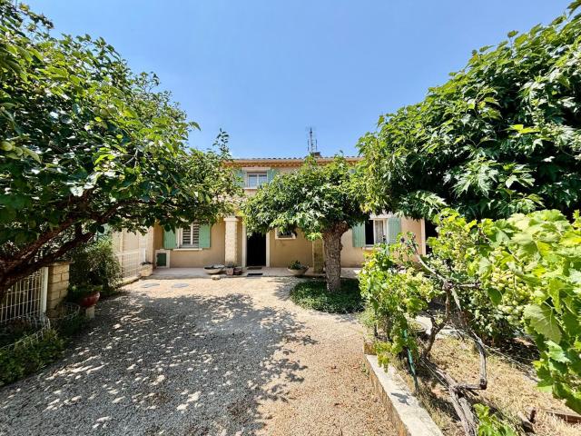 Maison vente à Carpentras, Sainte-cécile-les-vignes