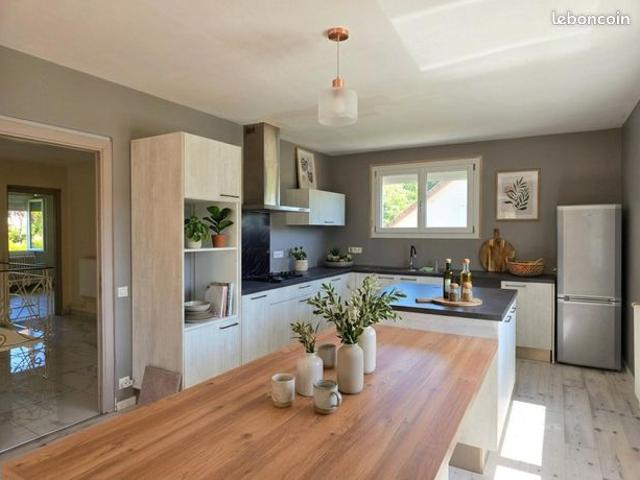 Maison vente à Saint-Claude, Morbier