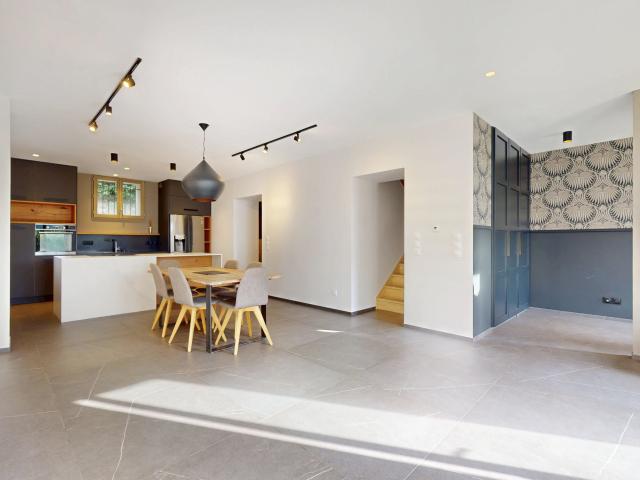 Maison vente à Montrottier, Lovagny