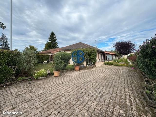 Maison vente à Belley, Château-gaillard