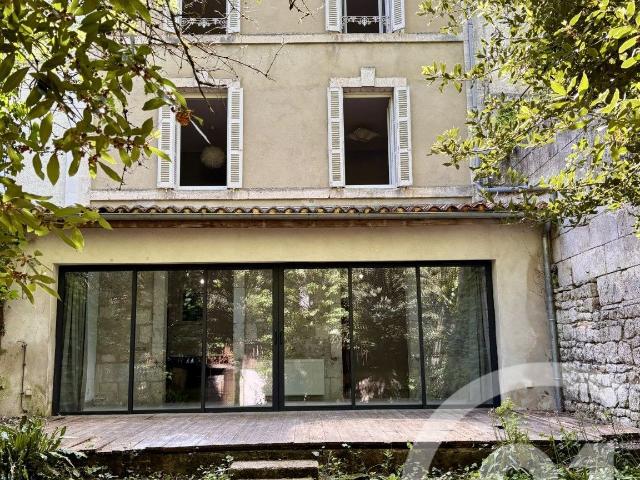 Maison vente à Angoulême, Aignes-et-puypéroux