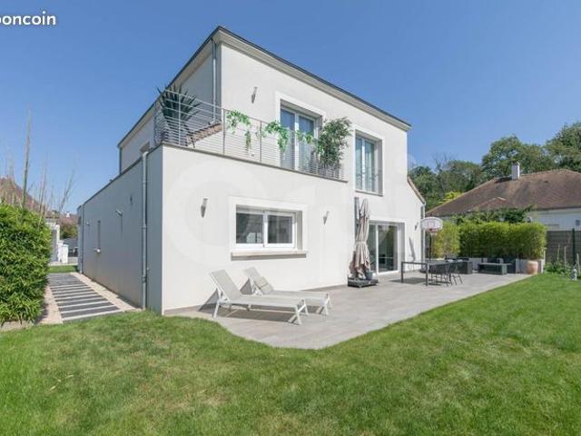 Maison vente à Créteil, Le Plessis-trévise
