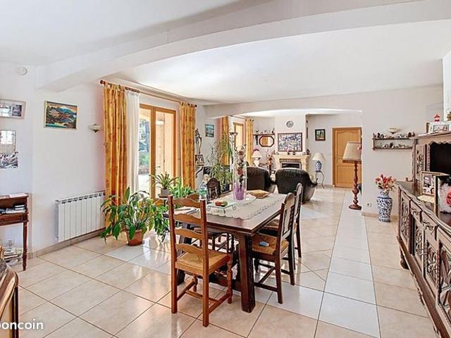 Maison vente à Arrondissement de Draguignan, Callas