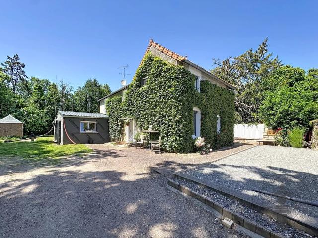 Maison vente à Chartres, Maisons