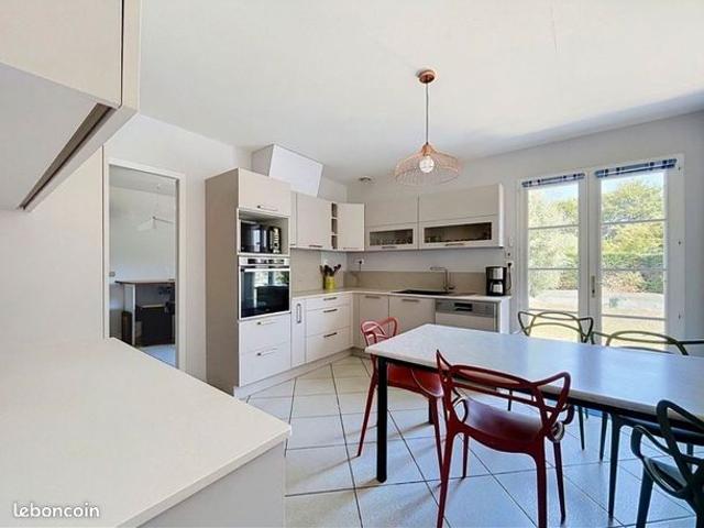 Maison vente à Bordeaux, Pessac