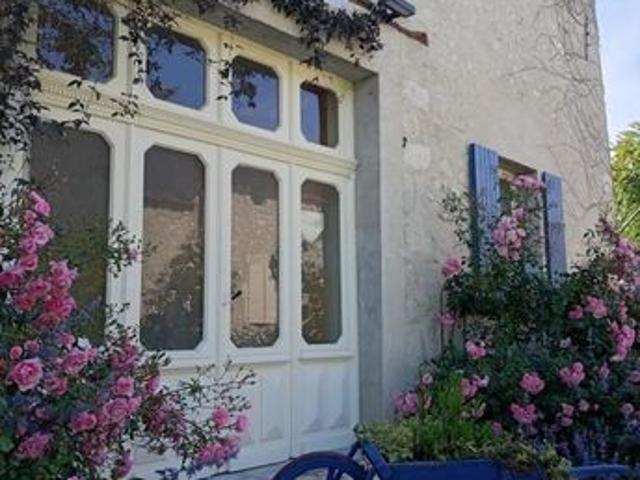 Maison vente à Vichy, Charroux