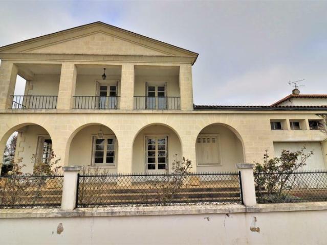 Maison location à Saint-sulpice-de-royan, Fontbedeau