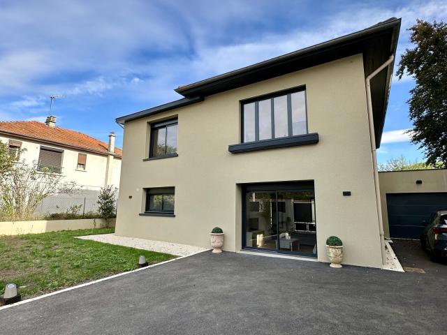 Maison vente à La Boutasse, Bron