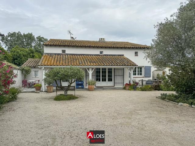 Maison vente à Nîmes, Aigues-mortes