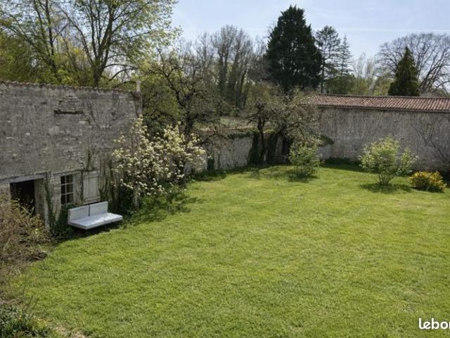 Maison vente à Niort, Nouvelle-Aquitaine
