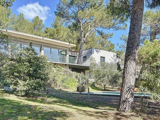 Maison vente à Nîmes, Villeneuve-lès-avignon