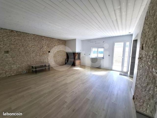Maison vente à Saintes, Corme-ecluse